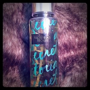 Victoria Secret Snow Mint